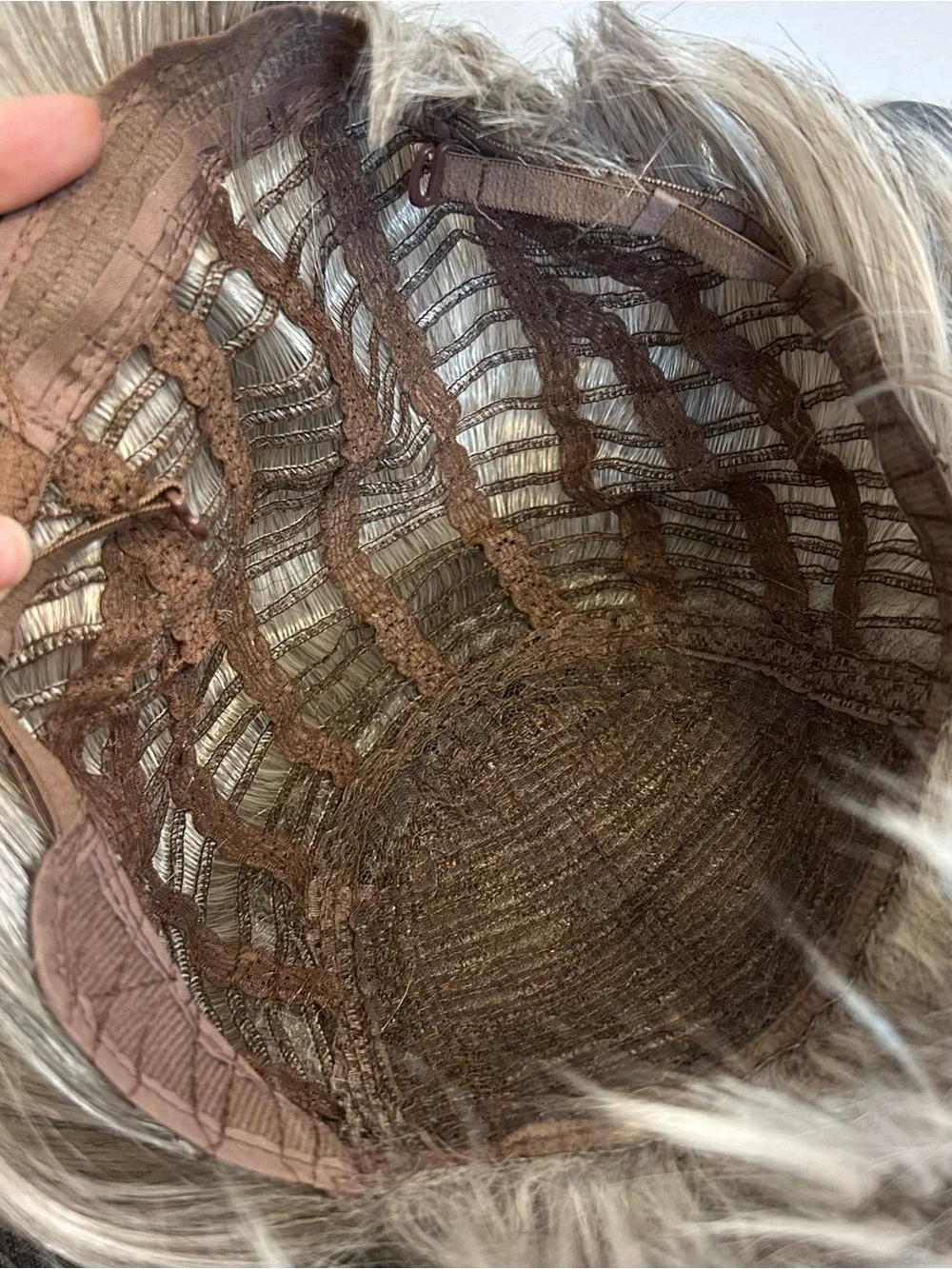 Women’s Short Layered Wig in Ash Blonde - Unbranded